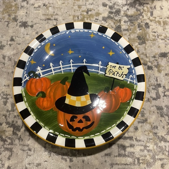 4 HALLOWEEN PLATES Black white checkerboard  NWT 81/2” - Picture 5 of 5